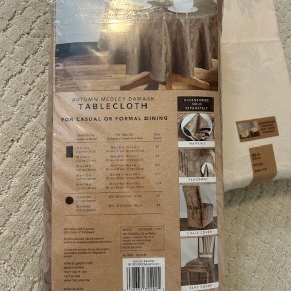 New Set of 4 90" Round Damask Tablecloth - Picture 3 of 3